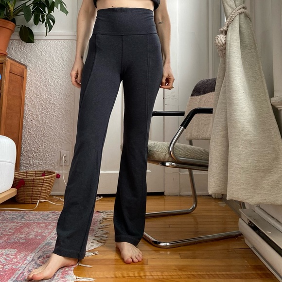 Lululemon High Waisted Grey Slightly 